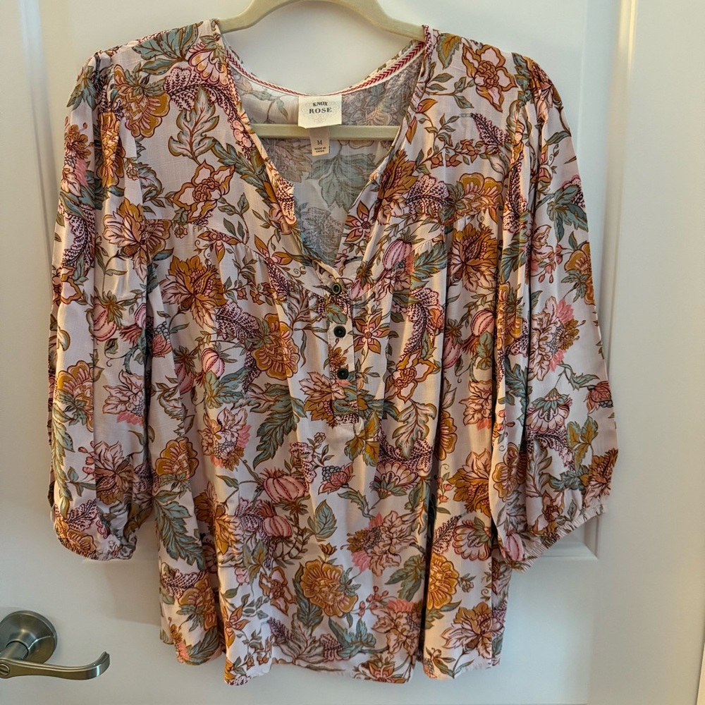 Knox Rose size Medium Floral Blouse 3/4 Sleeve
